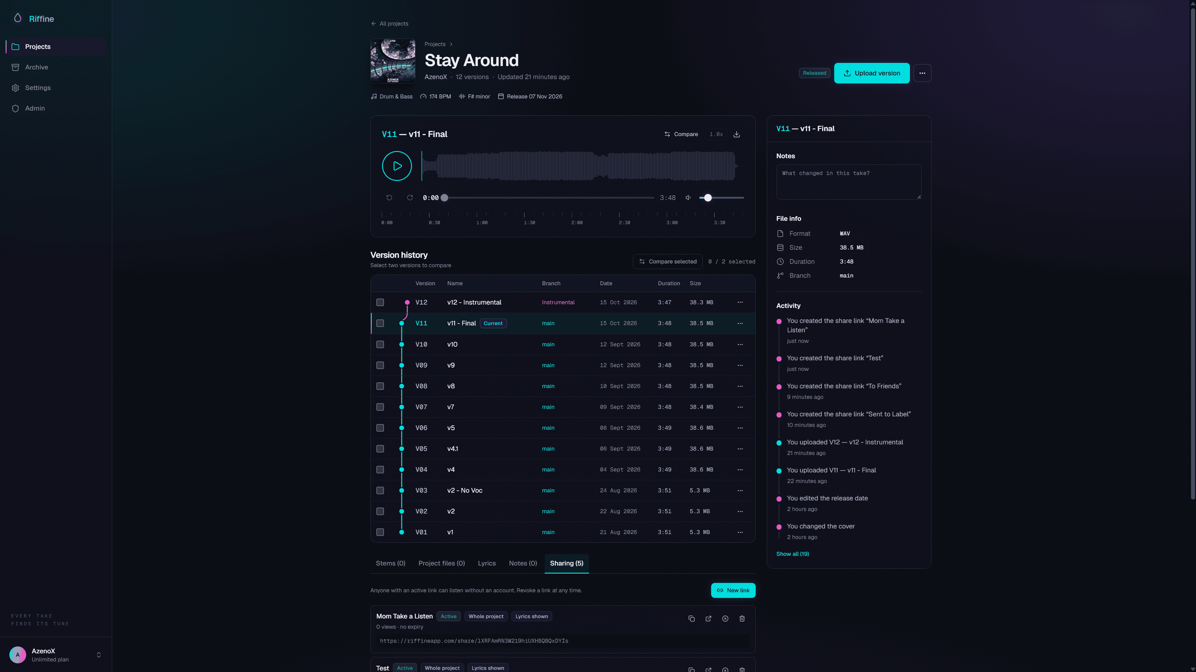 A project in Riffine: its versions, waveform player and details
